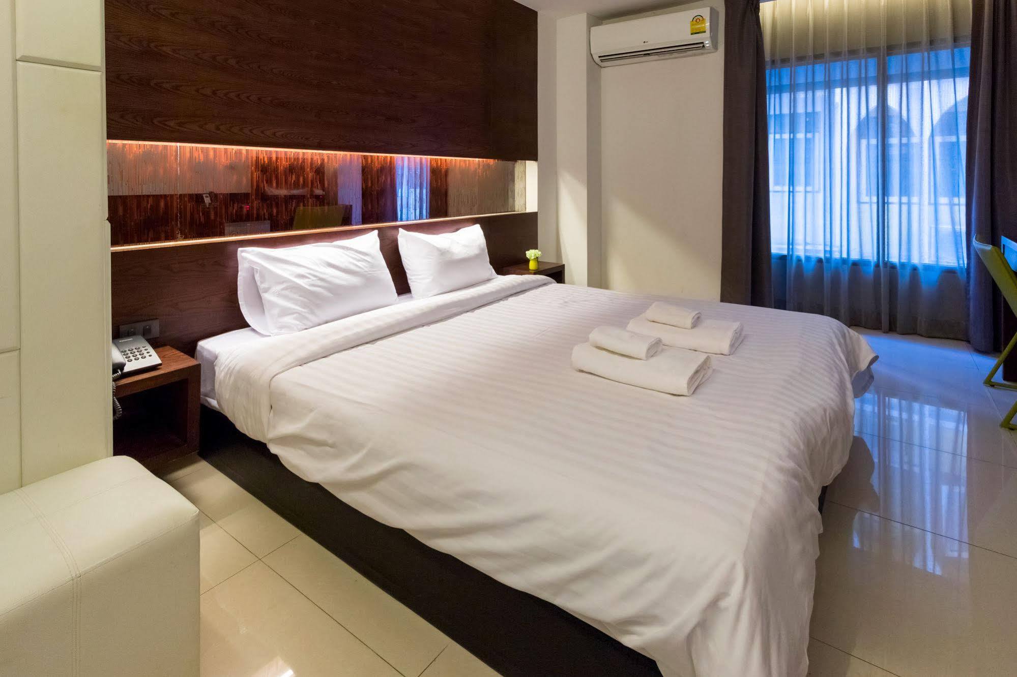 Collection O The Bangkok Airport Link Suite Zewnętrze zdjęcie