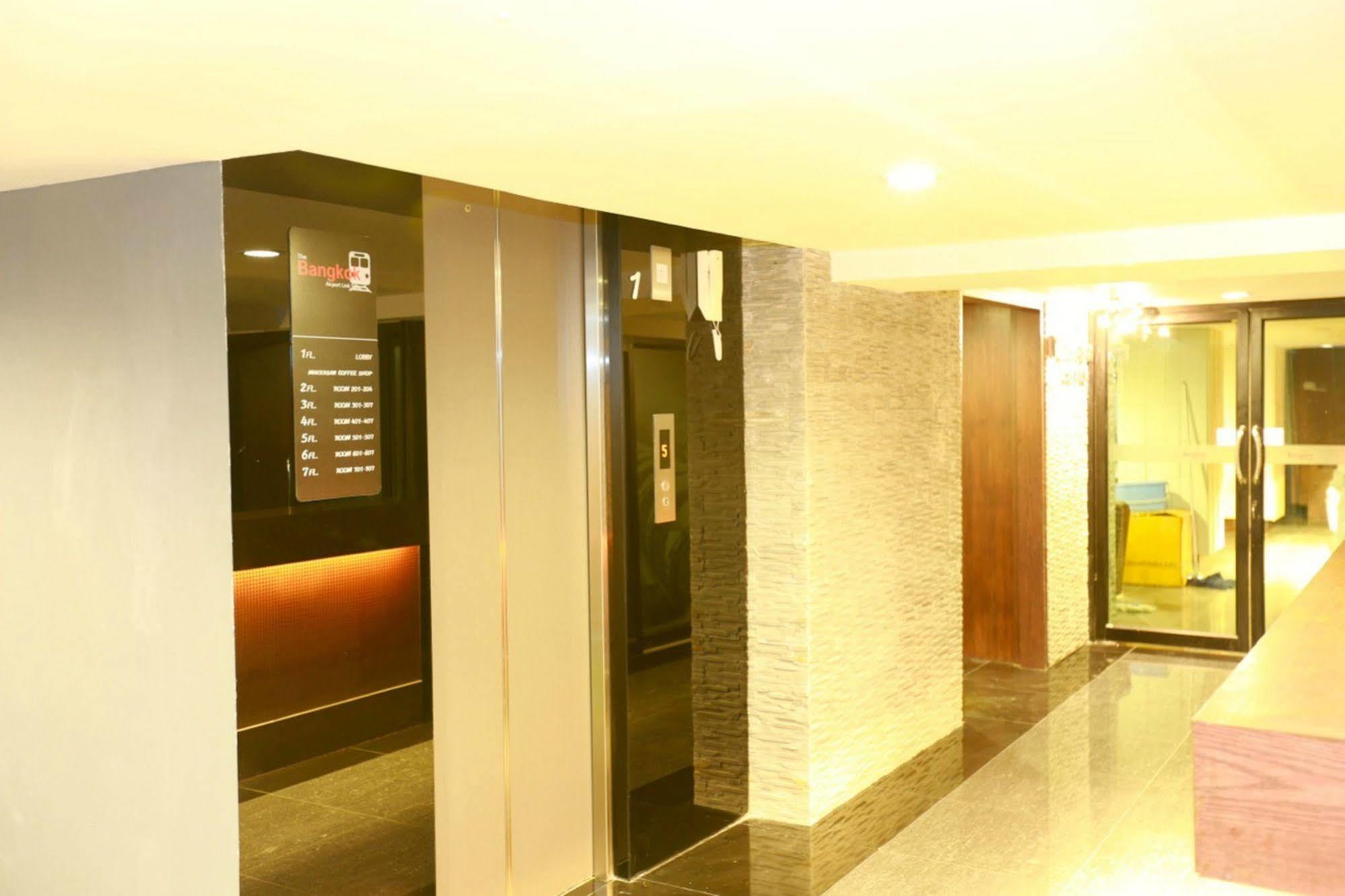 Collection O The Bangkok Airport Link Suite Zewnętrze zdjęcie